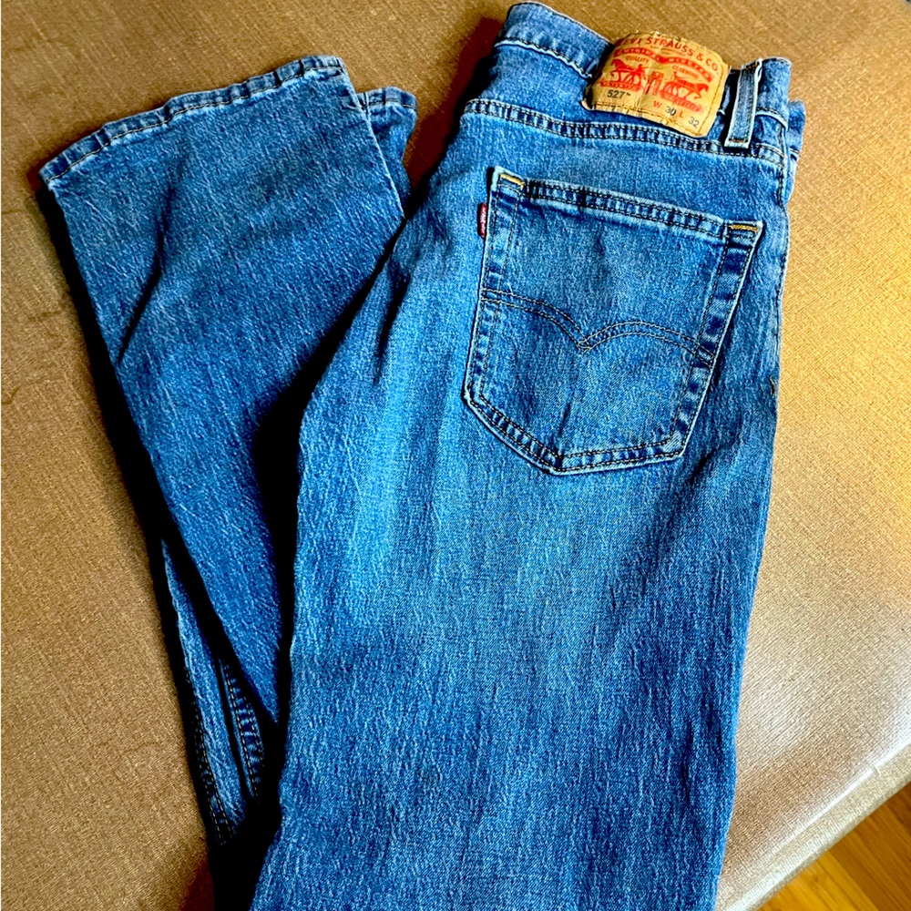 Levi’s 527 blue jeans 30x32